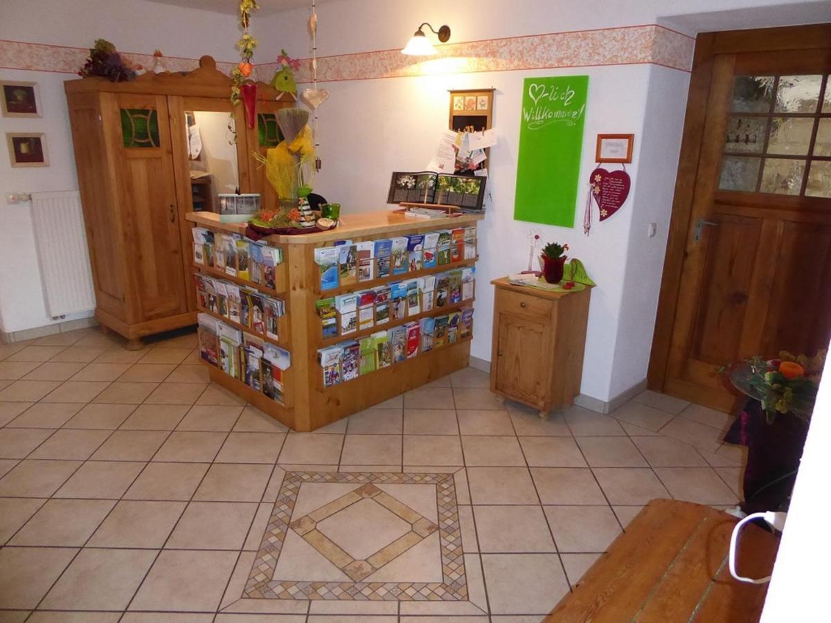 Pension Rosengaertchen Абсберг Экстерьер фото
