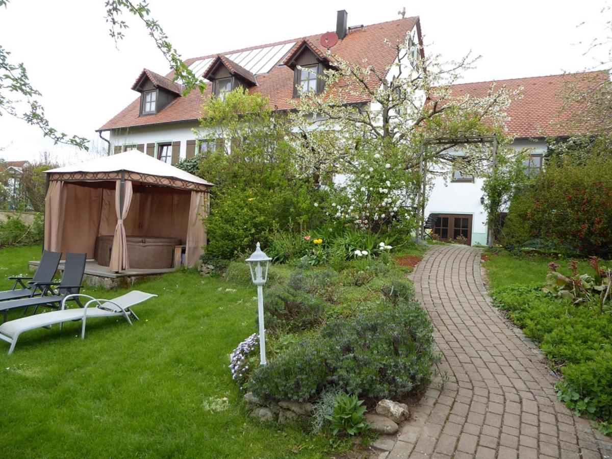 Pension Rosengaertchen Абсберг Экстерьер фото