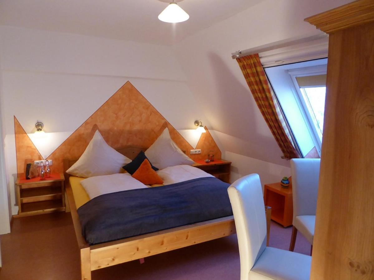 Pension Rosengaertchen Абсберг Экстерьер фото
