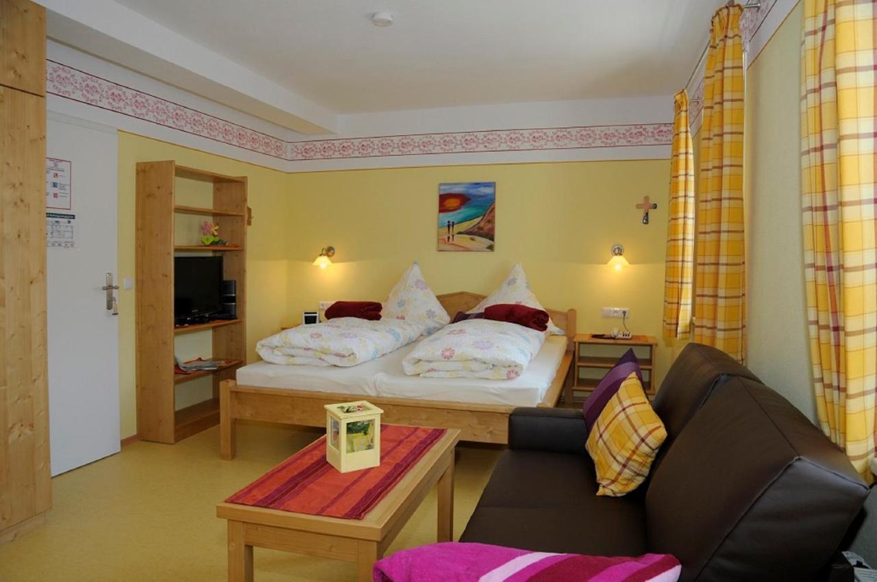 Pension Rosengaertchen Абсберг Экстерьер фото